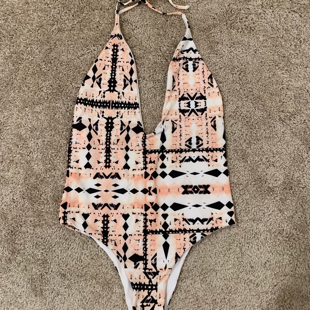 One-piece swimsuit by CUPSHE.
